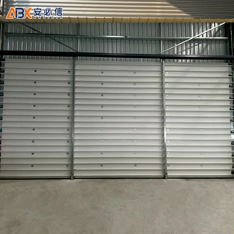 东莞市保温滑升门